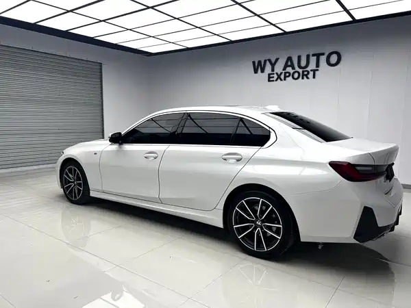 BMW 3 Series 2023
