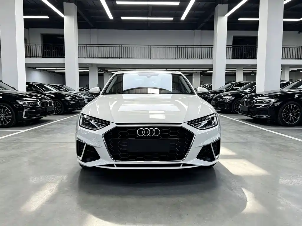 Audi A4L 2021