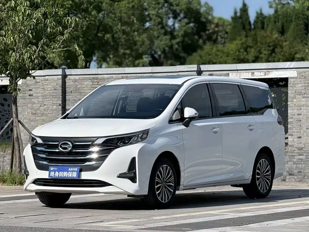 GAC Trumpchi M6 2021 — фото 1