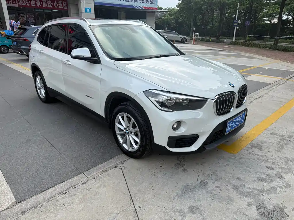 BMW X1 2018 — фото 10