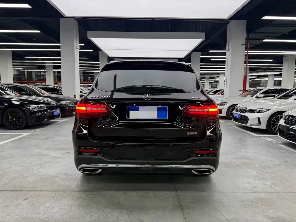 Mercedes-Benz GLC 2018 — фото 26