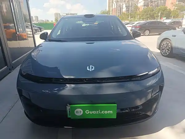 Leapmotor B01 2025