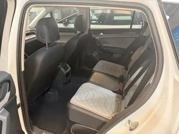 Volkswagen Tayron 2023
