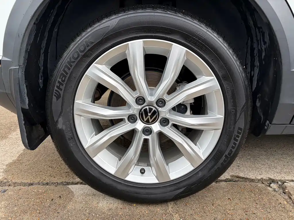 Volkswagen T-Roc 2023 — фото 21