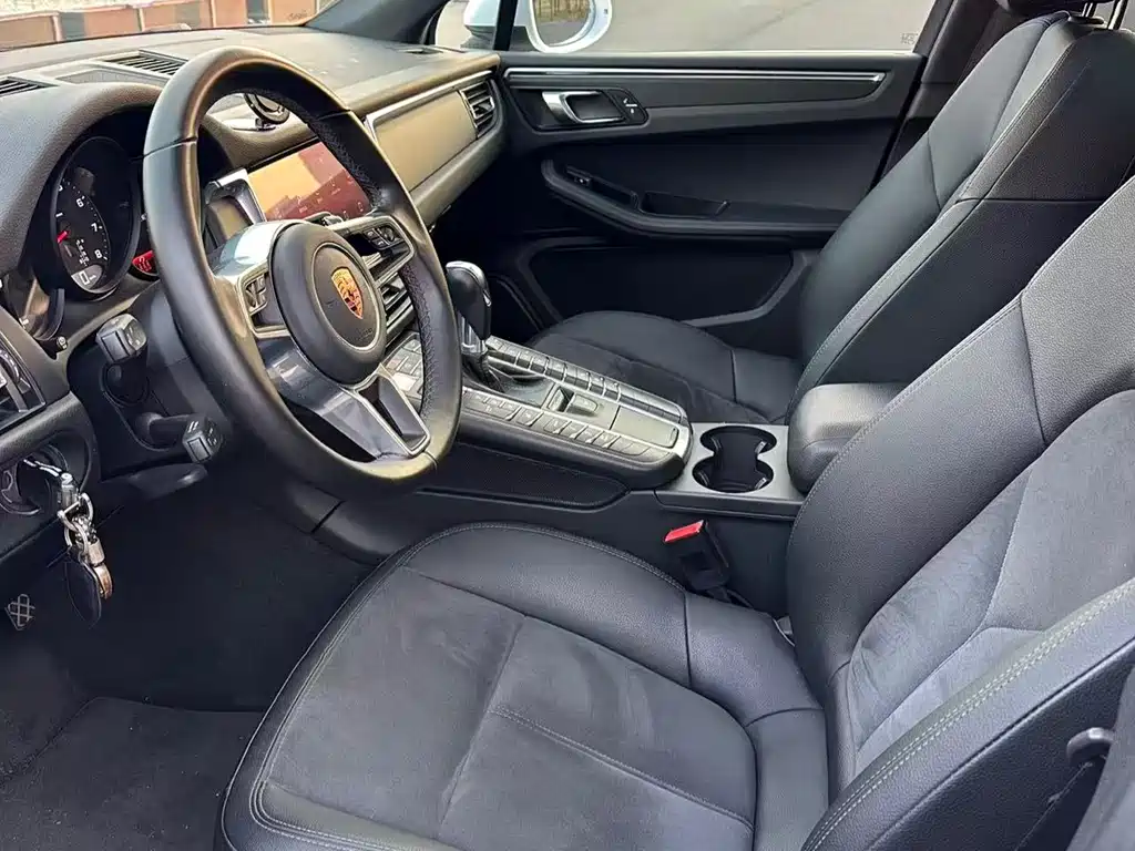 Porsche Macan 2020 — фото 4
