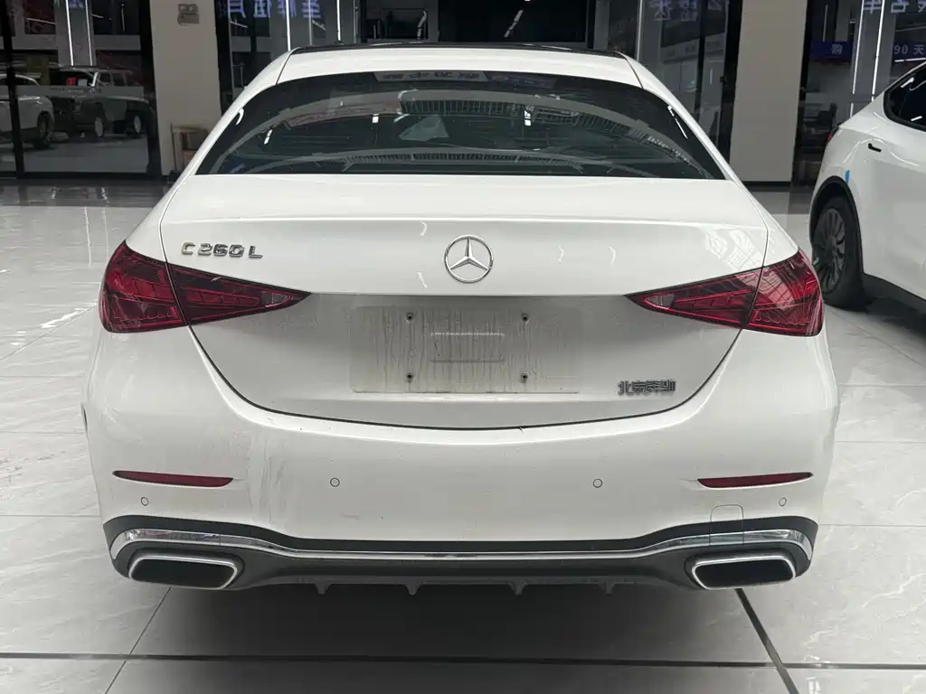 Mercedes-Benz C-Class 2023 — фото 13