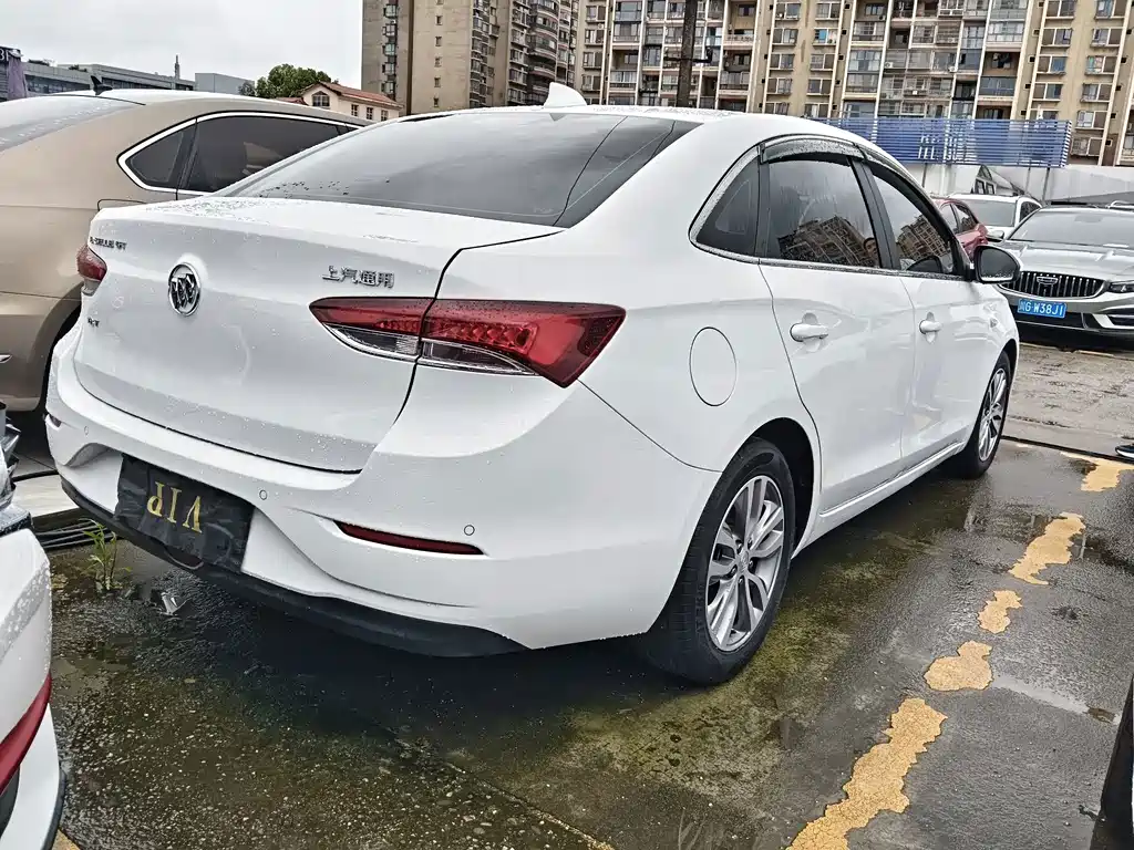 Buick Excelle 2018 — фото 14