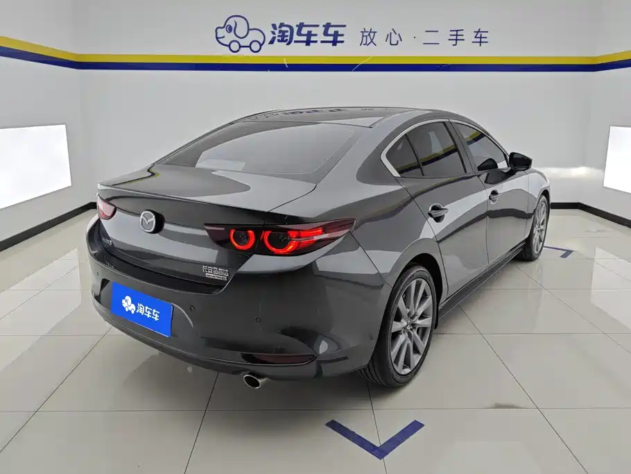 Mazda 3 Axela 2024