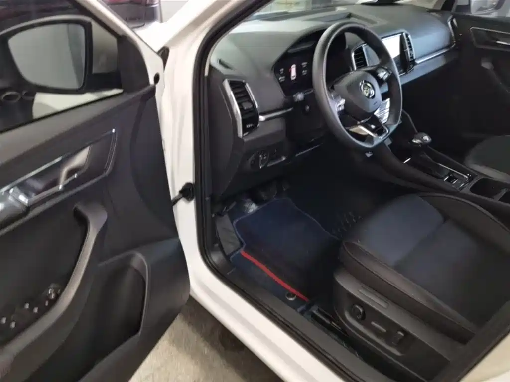 Skoda Karoq 2022 — фото 16