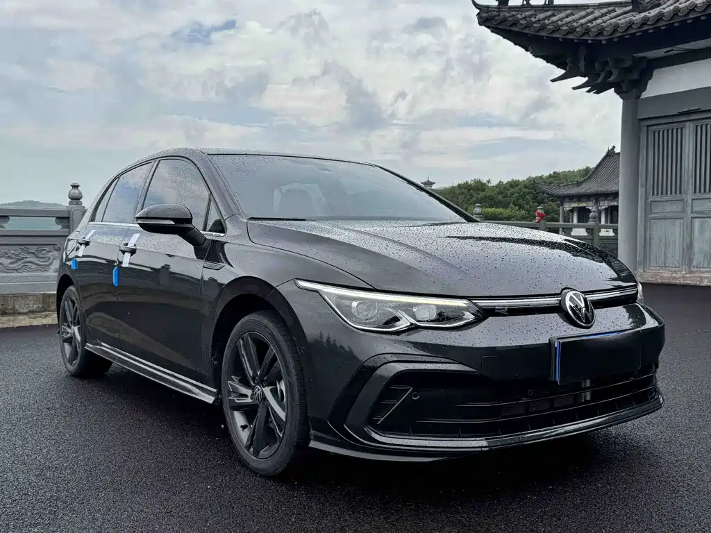 Volkswagen Golf 2022