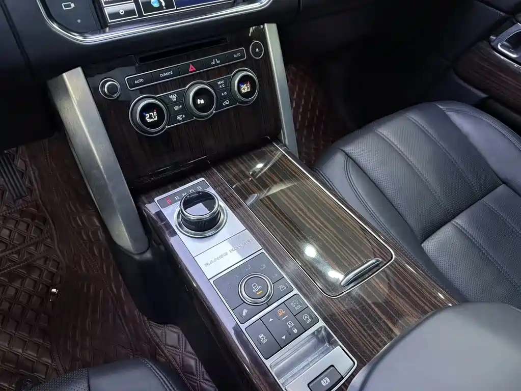 Land Rover Range Rover 2015 — фото 21