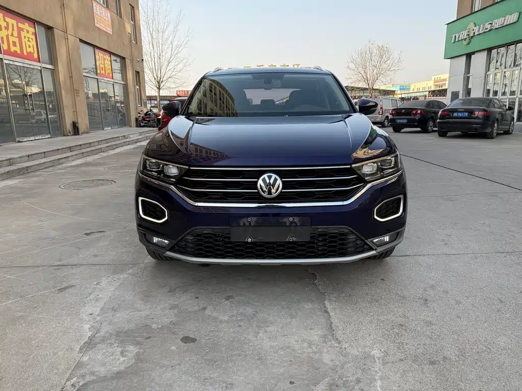 Volkswagen T-Roc 2019 — фото 2