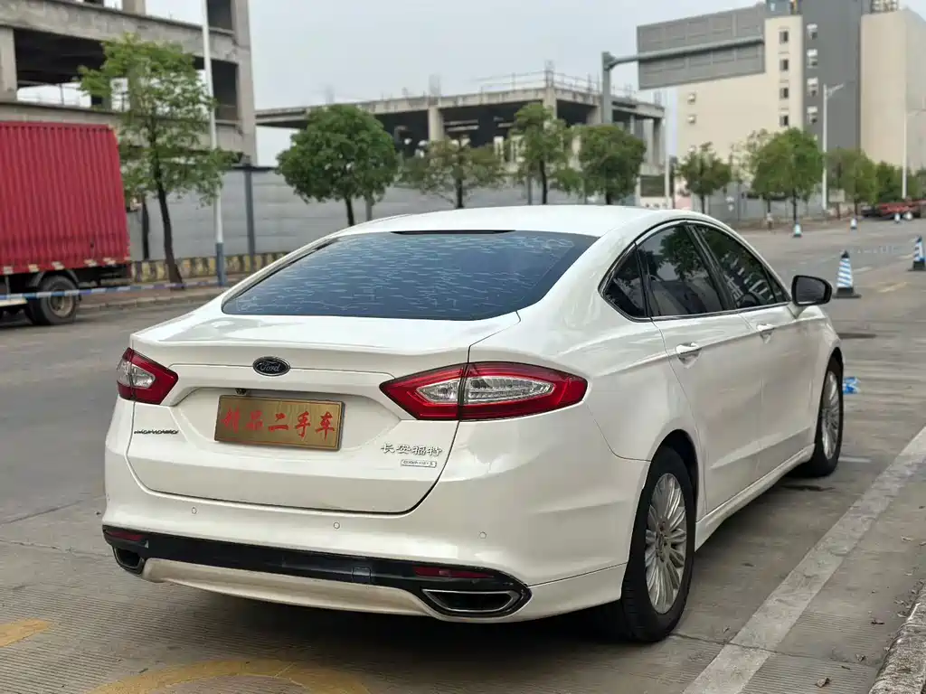 Ford Mondeo 2016 — фото 5