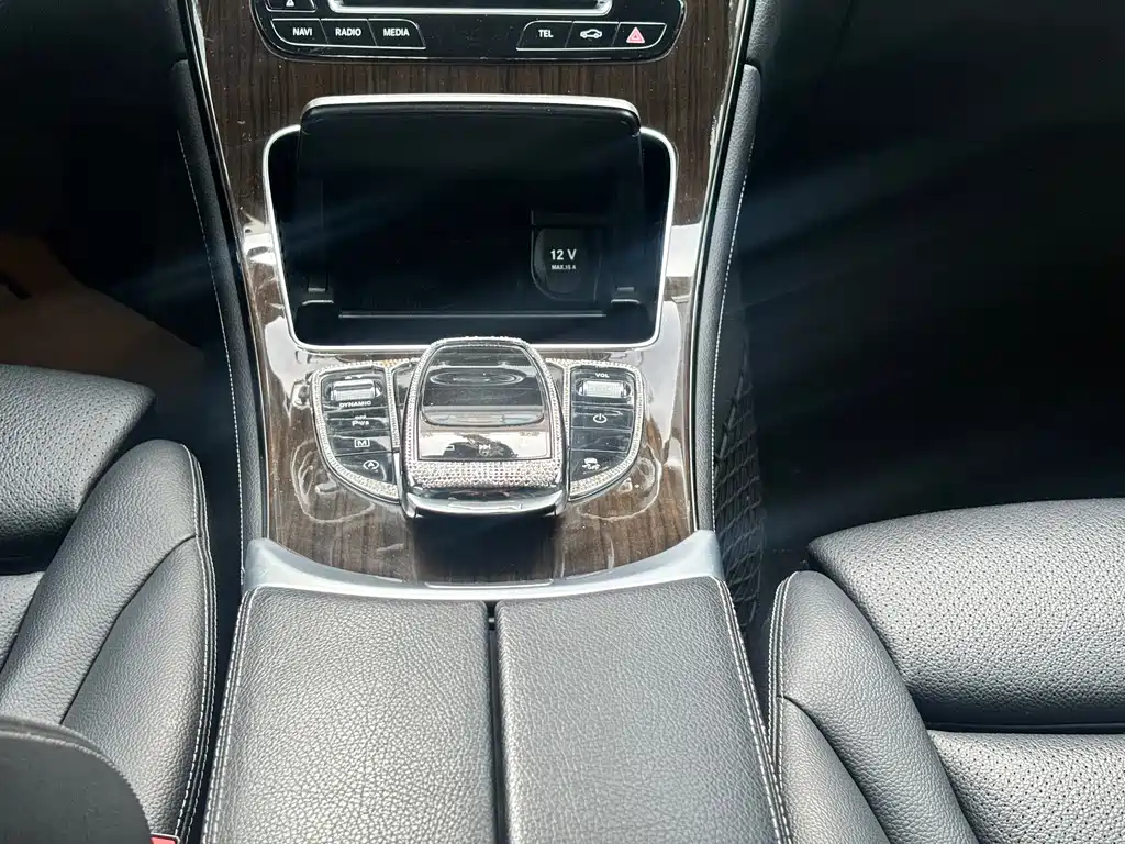 Mercedes-Benz GLC 2019 — фото 13