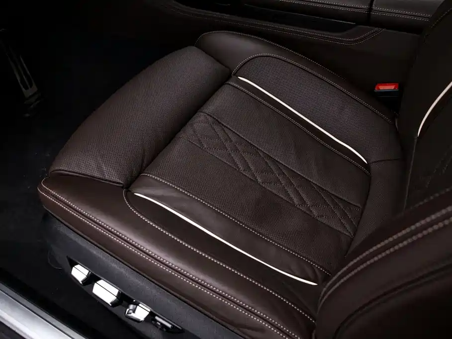 BMW 7 Series 2020 — фото 13