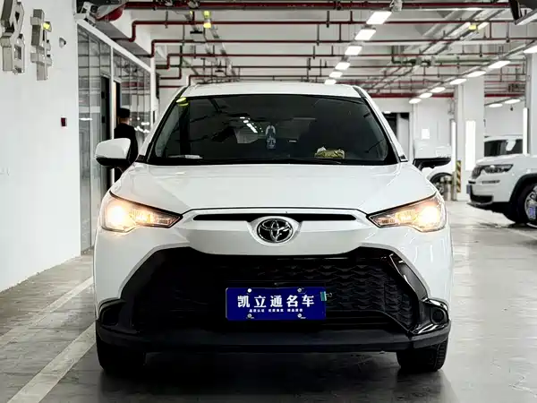Toyota Frontlander 2023