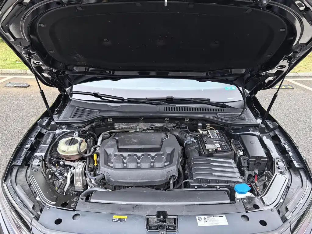 Volkswagen Passat 2023