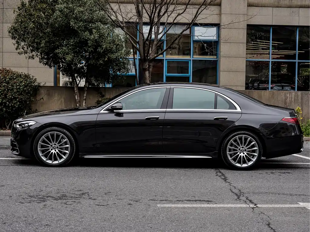 Mercedes-Benz S-Class 2023 — фото 3