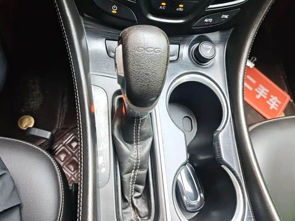 Buick Envision Plus 2016 — фото 14