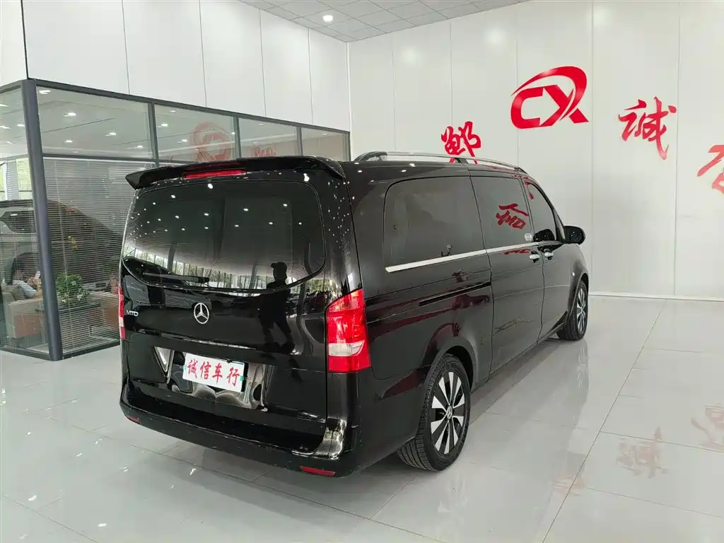 Mercedes-Benz Vito 2021