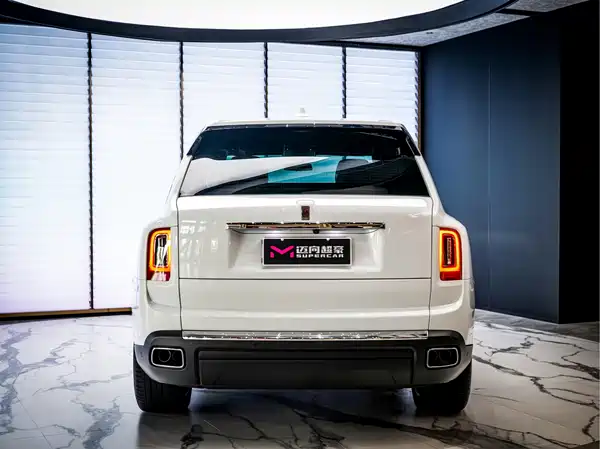 Rolls-Royce Cullinan 2025