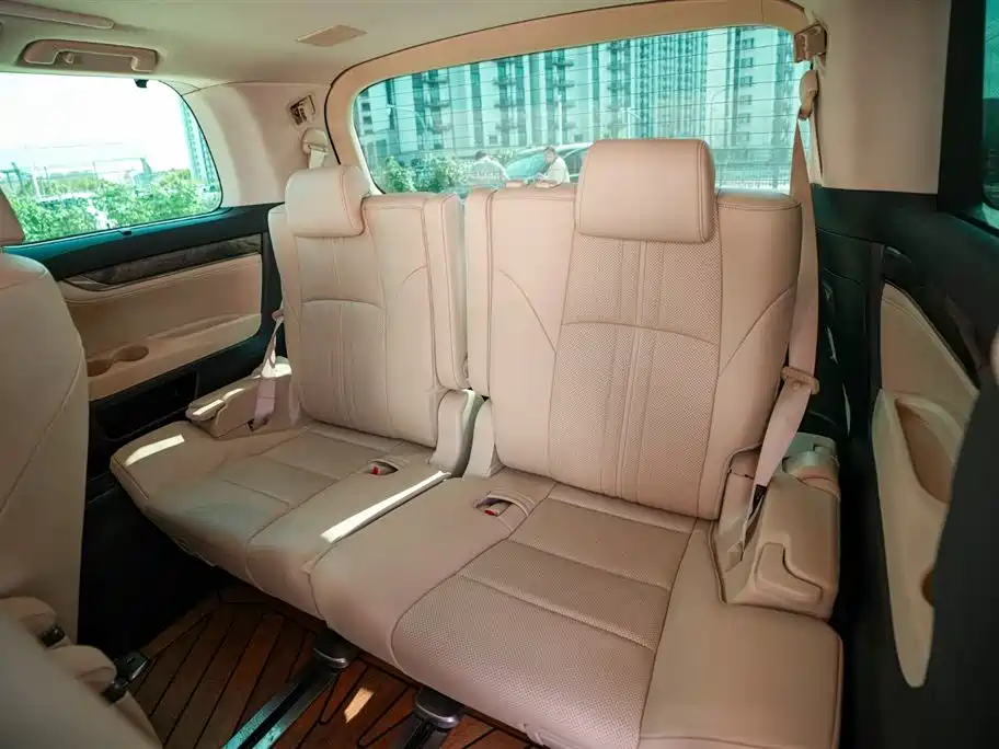 Toyota Alphard 2021 — фото 9