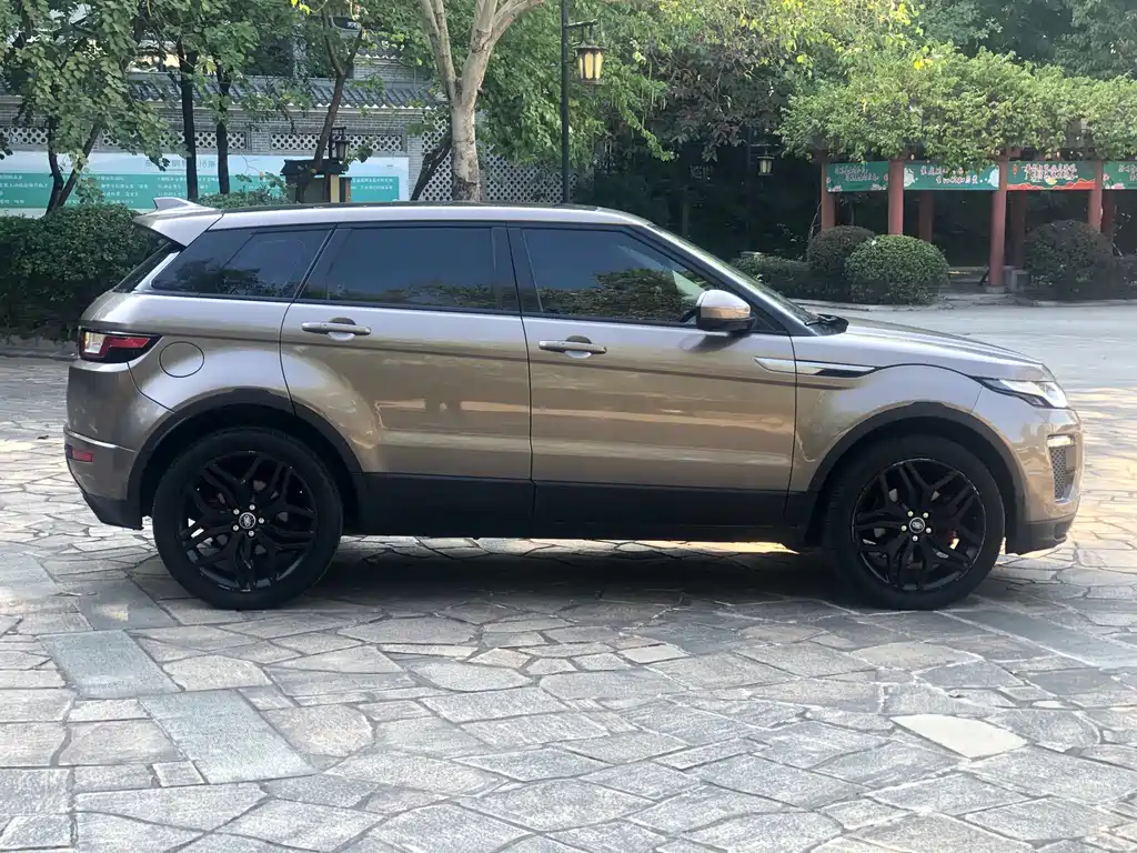 Land Rover Evoque 2017 — фото 9