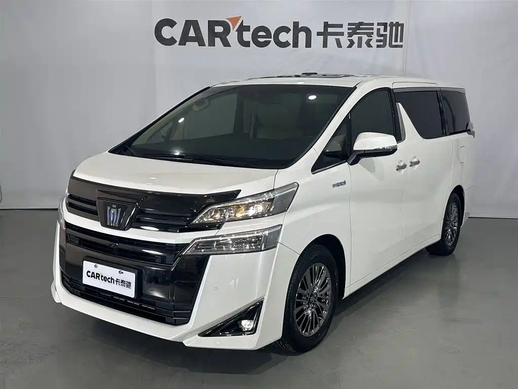 Toyota Vellfire 2023 — фото 1