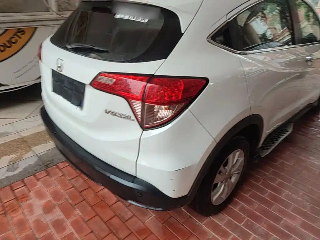 Honda Vezel 2015 — фото 8