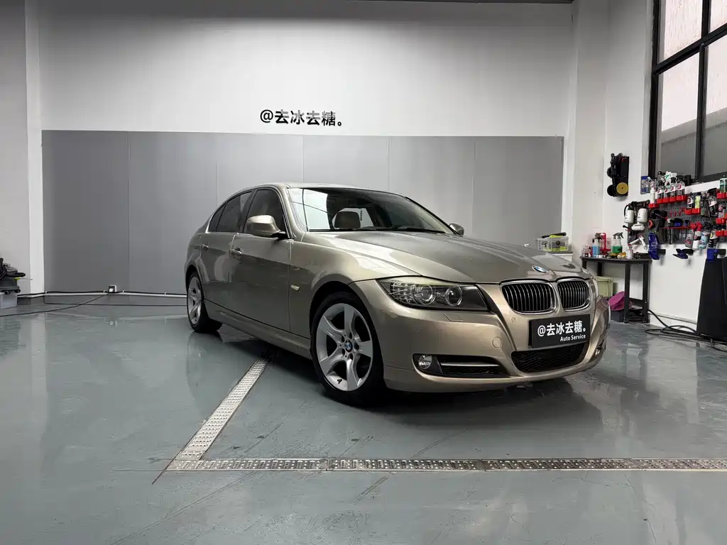 BMW 3 Series 2011