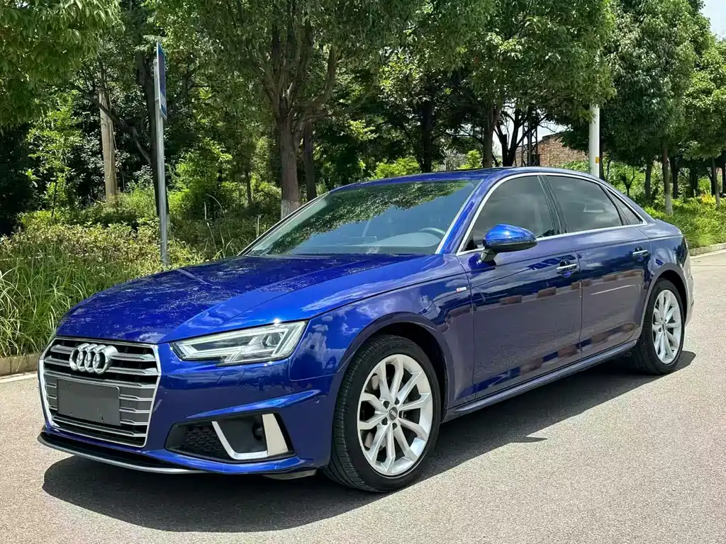 Audi A4L 2019