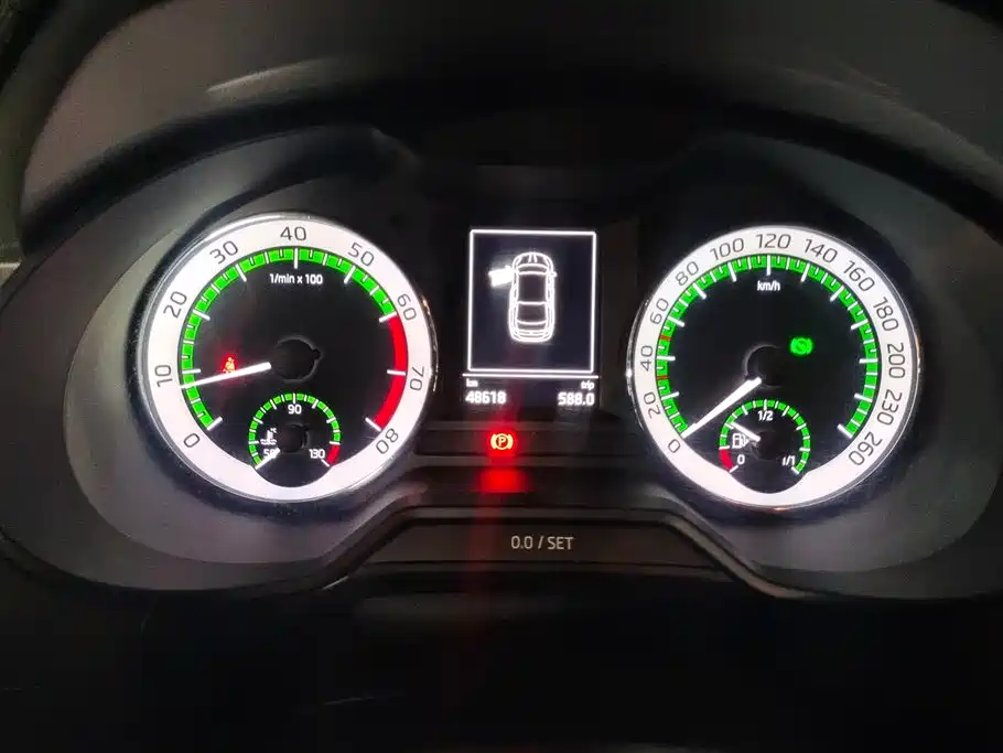 Skoda Octavia 2018 — фото 14