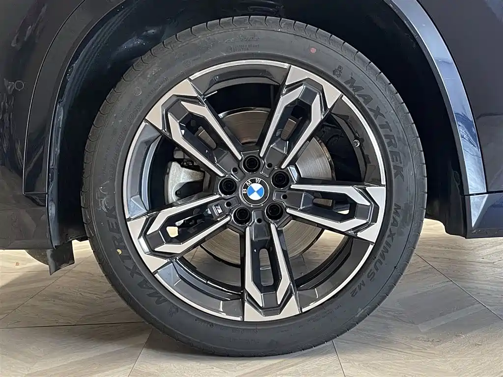 BMW X1 2024 — фото 11