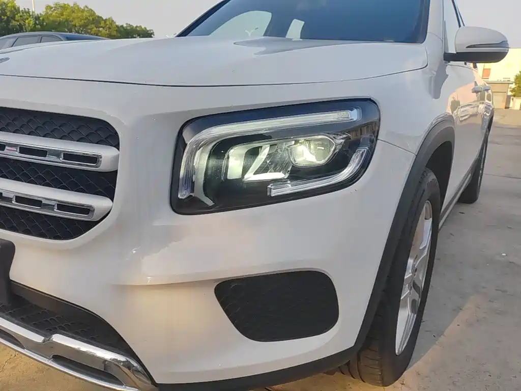 Mercedes-Benz GLB 2023 — фото 24