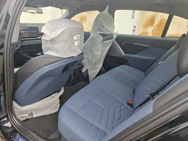 BMW i5 2024