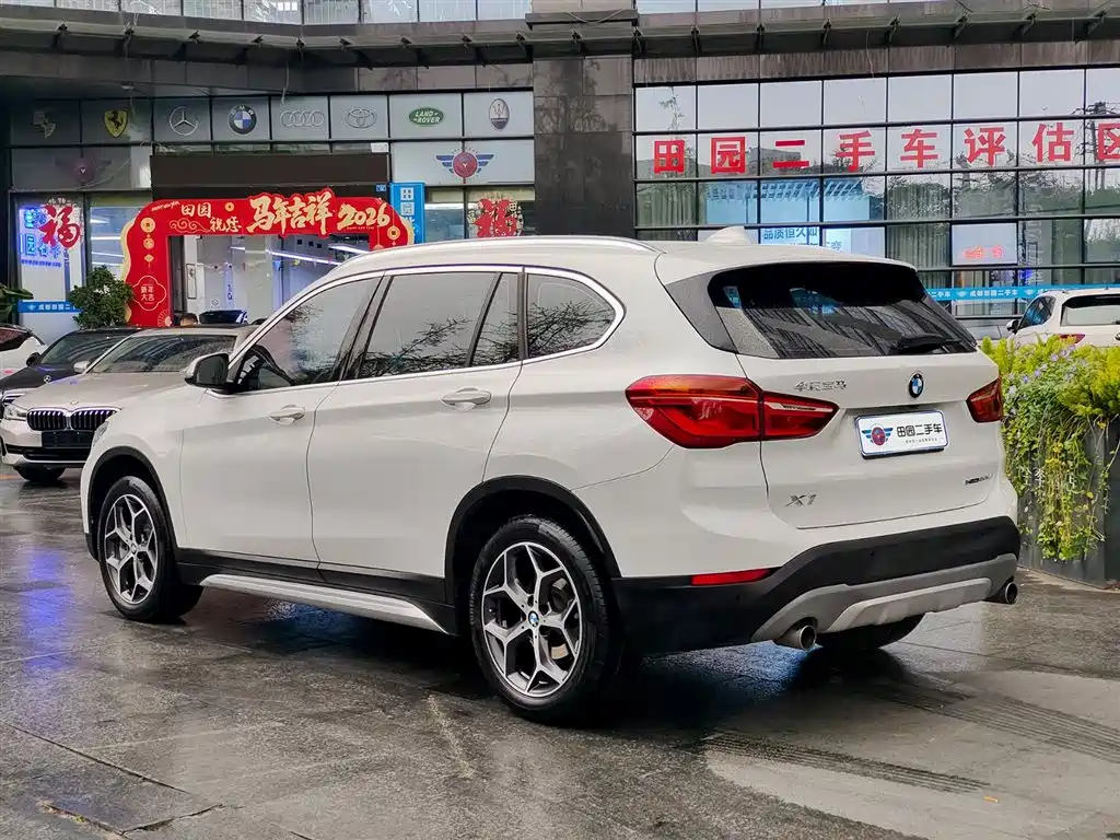 BMW X1 2019 — фото 4