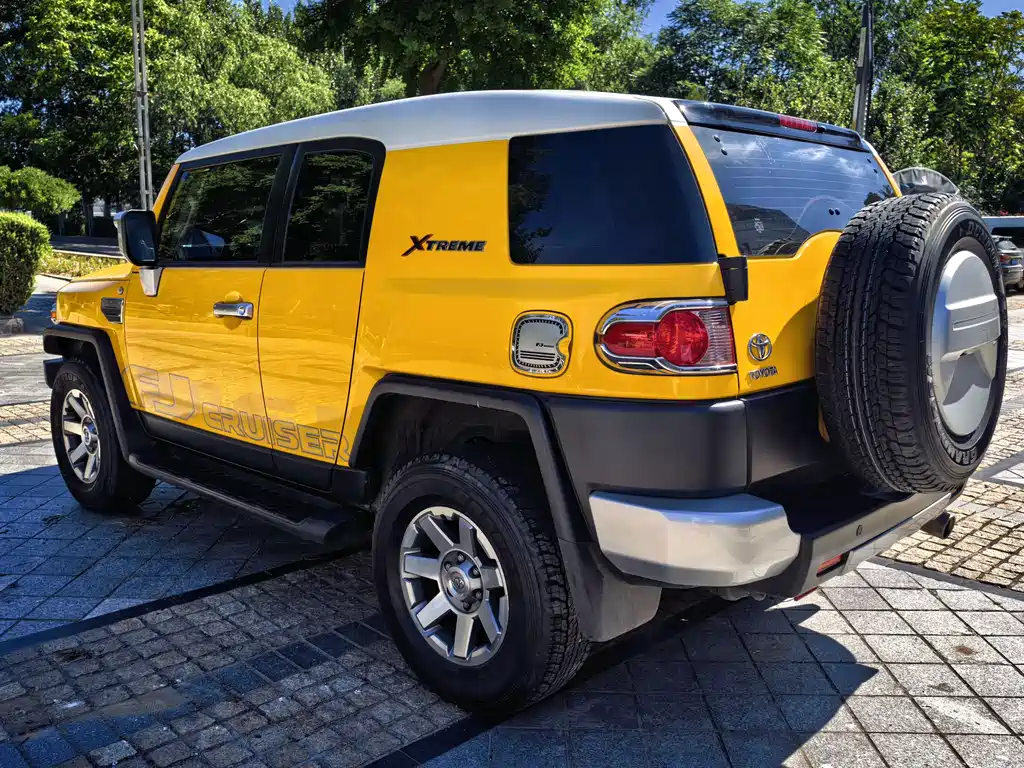 Toyota FJ Cruiser 2019 — фото 14