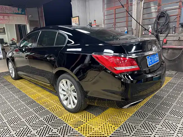 Buick LaCrosse 2013