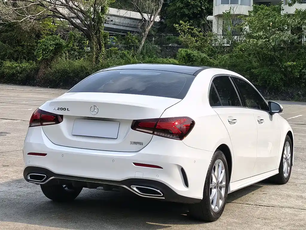 Mercedes-Benz A-Class 2022 — фото 18