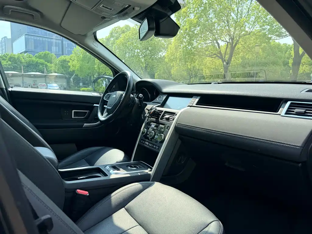 Land Rover Discovery Sport 2019 — фото 14
