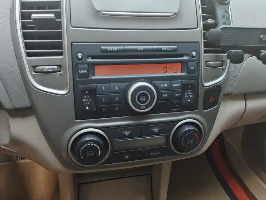 Nissan Sylphy 2016 — фото 13