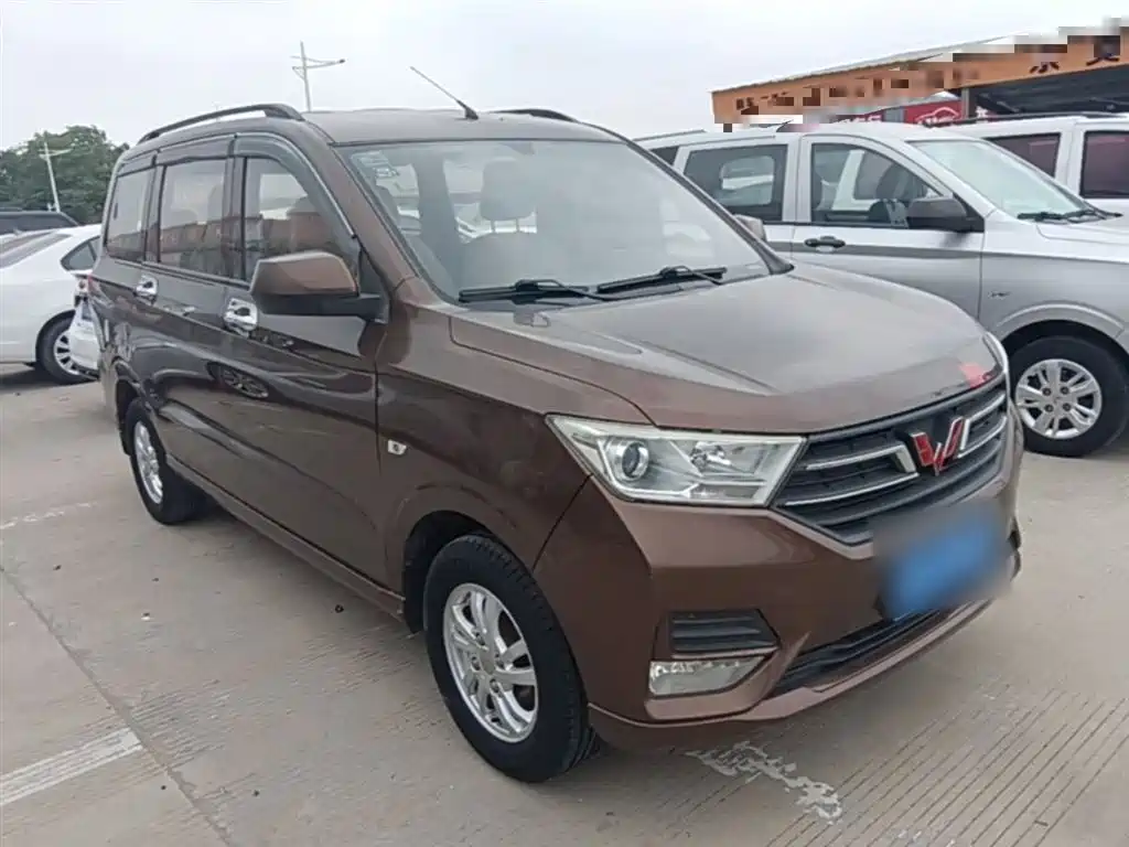 Wuling Hongguang 2019 — фото 4