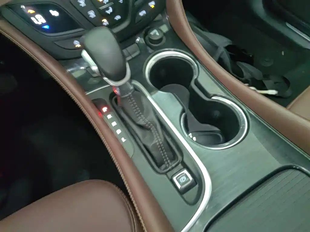 Buick Envision Plus 2021 — фото 14