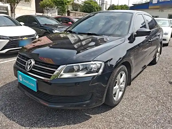 Volkswagen Lavida 2013