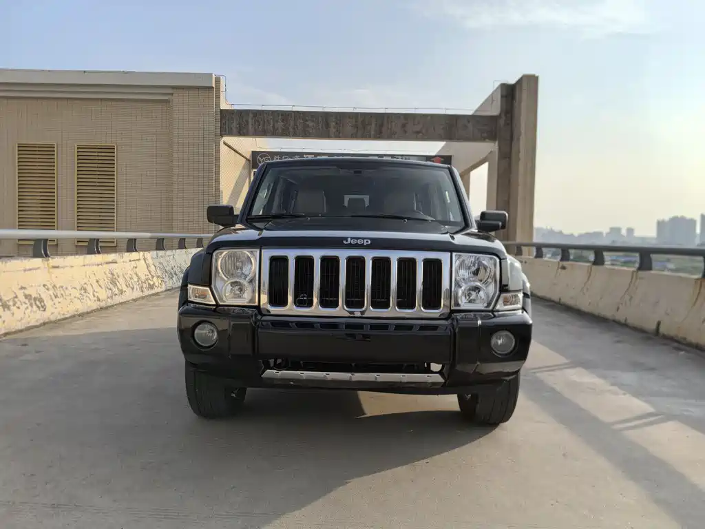 Jeep Commander Classic 2007 — фото 46
