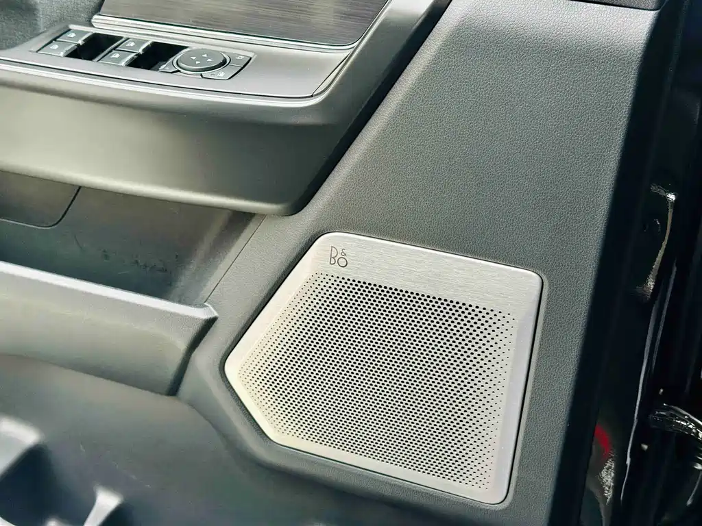 Ford F-150 Raptor 2023 — фото 13