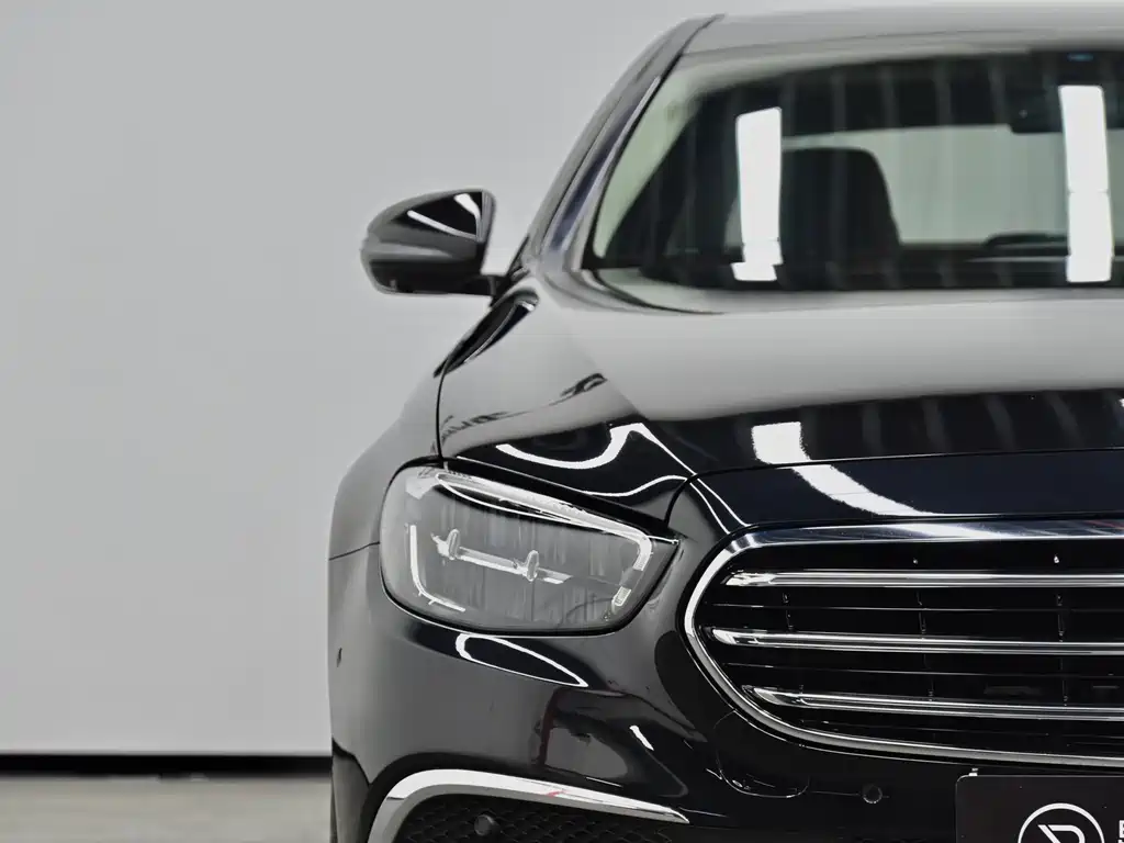 Mercedes-Benz E-Class 2022 — фото 34