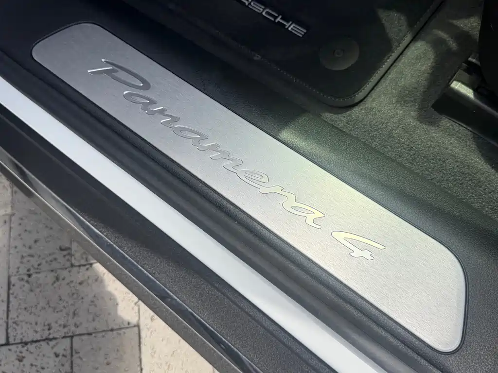 Porsche Panamera Hybrid 2025 — фото 10