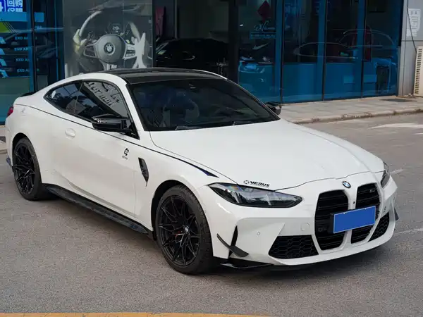 BMW M4 2025