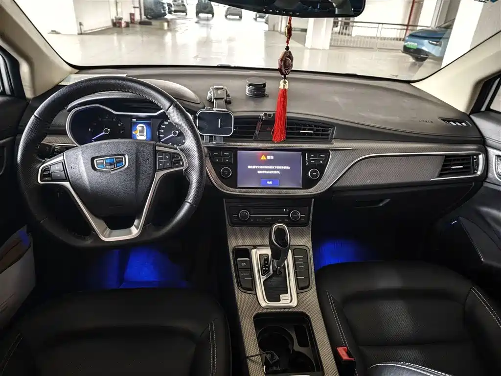 Geely Emgrand GS 2016 — фото 6
